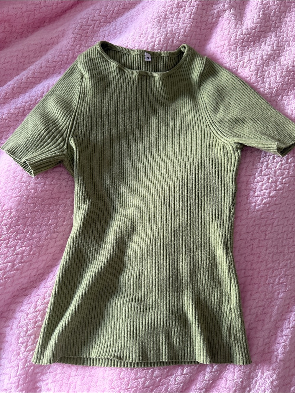 Ribbed Short-Sleeve Knit Top — Green